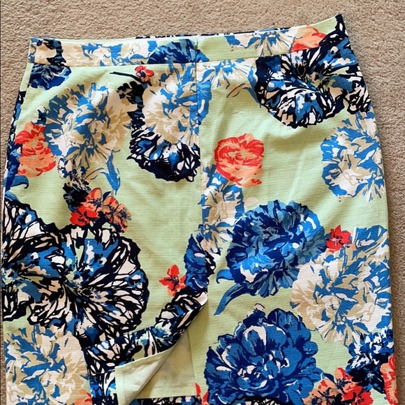 J. Crew Floral Pencil Skirt - Picture 2 of 3